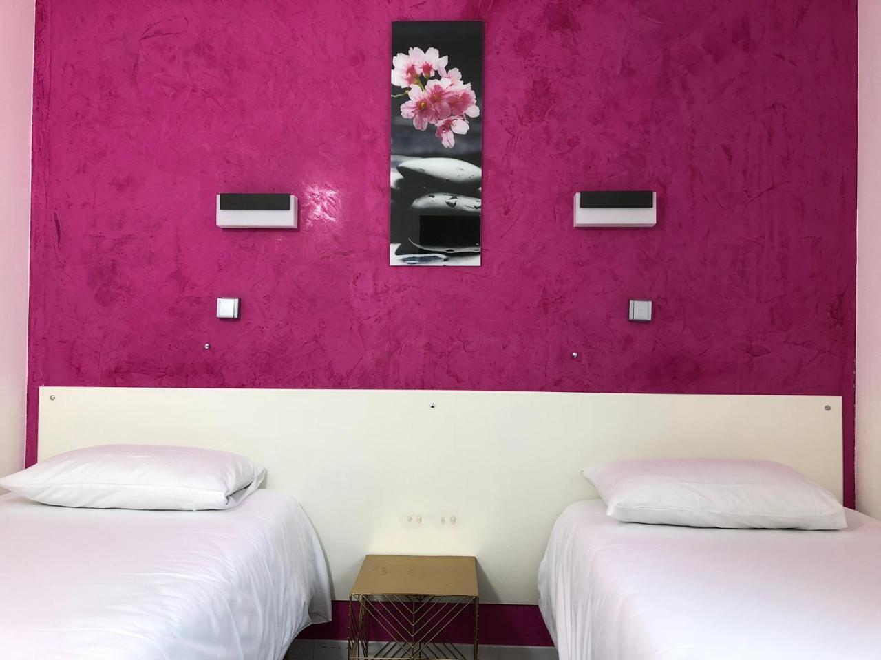 Halt Hotel - Choisissez L'Hotellerie Independante Lattes Luaran gambar